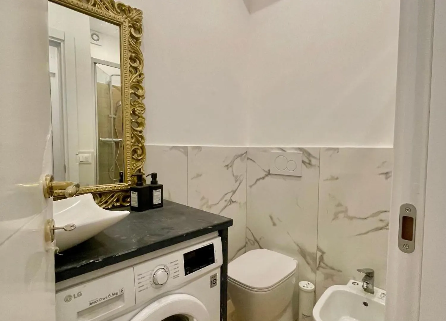 Happy Family Apartments Imperiale Genoa